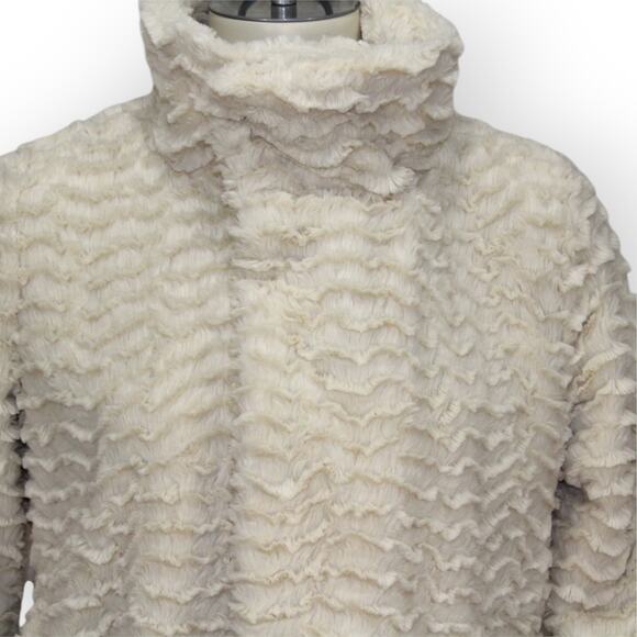 Patagonia Women's Pelage Jacket Small Pearl 28230 Apres EVEN SOFTER THAN FLEECE! - Picture 15 of 16